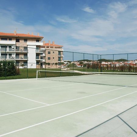 Pebble - 1 Bedroom Apartment Sleeps 5 With Pool & Tennis Court เซามาร์ทินโญโดปอร์โต ภายนอก รูปภาพ